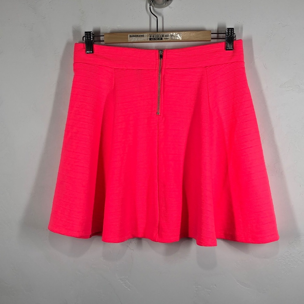 Divided H&M hot pink skirt size medium - Picture 3 of 5